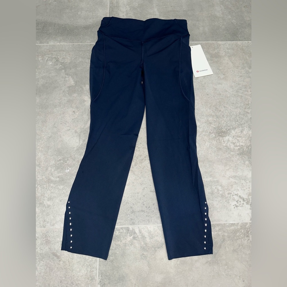 Lululemon fast and free HR crop 23” size 6